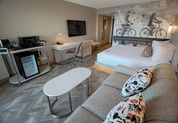 Room, 1 King Bed, Ocean View (Coast King with Ocean View)
