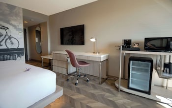 Room, 1 King Bed (Coast King)