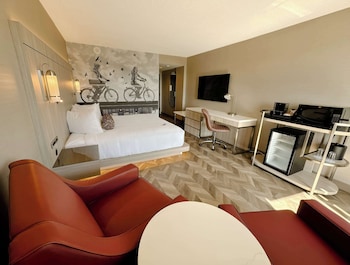 Room, 1 King Bed (Coast King)