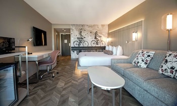 Room, 1 King Bed, Ocean View (Coast King with Ocean View)