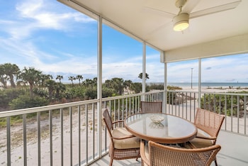 One Bedroom Beach Villa Standard
