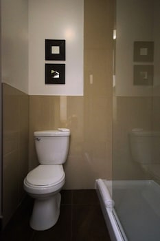 Standard Room, 2 Queen Beds