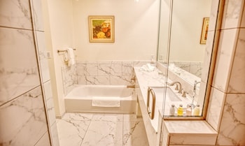 Standard Room, 2 Double Beds