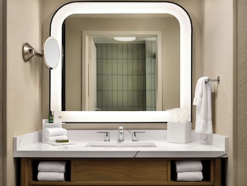 Suite, 2 Queen Beds, Pool View (Caribe)