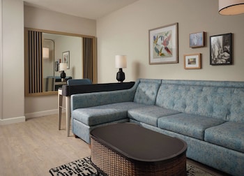 Suite, 1 King Bed (Caribe)