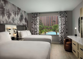 Suite, 2 Queen Beds, Pool View (Caribe)