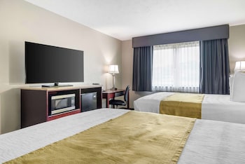 Standard Room, 2 Queen Beds, Non Smoking, Refrigerator & Microwave