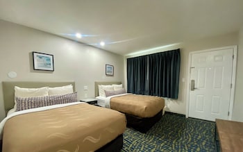 Standard Double Room, 2 Double Beds, Non Smoking