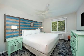 Standard Condo, 2 Bedrooms, Kitchen