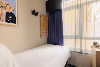 Room, 1 Twin Bed (Small)