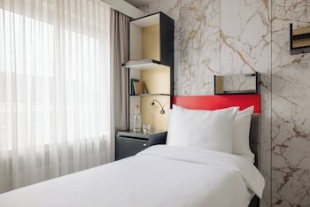 Comfort Room, 1 Twin Bed