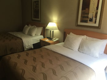 Standard Room, 2 Queen Beds (2nd Floor)