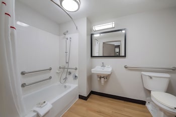 Superior Room, 1 King Bed, Accessible, Non Smoking