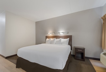Suite, 1 King Bed, Non Smoking