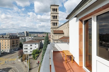 Family Suite, City View