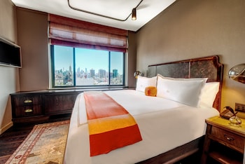 Deluxe Room, 1 King Bed
