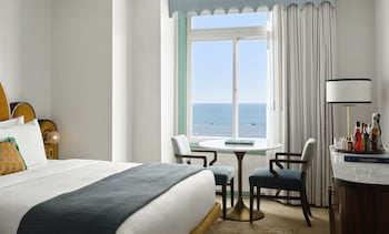 Deluxe Room, Oceanfront