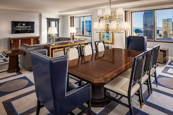 Palace Premium Suite King
