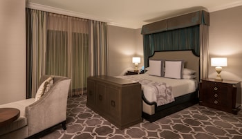 Augustus Premium Suite, 1 King Bed (Newly Renovated)