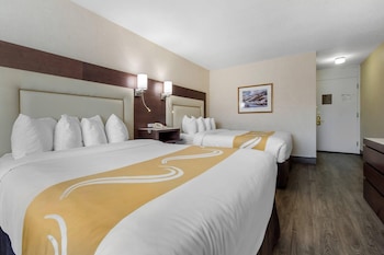 Two Double Beds, Non-Smoking