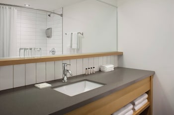 Penthouse, 1 King Bed with Sofa bed, Kitchen