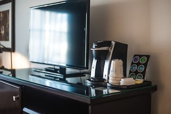 Standard Room, 2 Queen Beds (Dog Friendly)