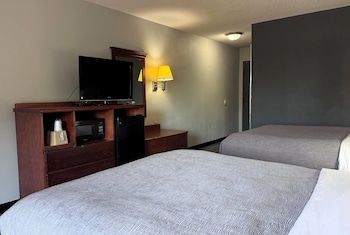 Room, 2 Queen Beds, Mobility Accessible, Non Smoking (Bathtub W/grab Bars)