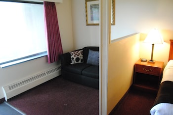 Suite, 1 Queen Bed