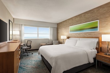Standard Room, 1 King Bed, Ocean View