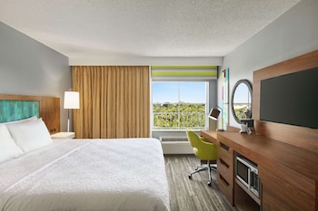 Spacious Suite, 1 King Bed, Non Smoking