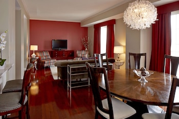 Penthouse (Two Level)