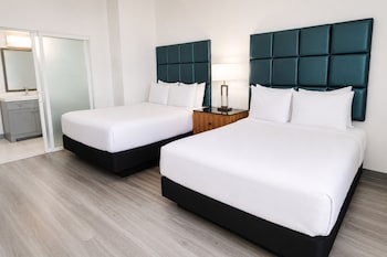 Deluxe Room, 2 Queen Beds