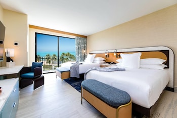 Room, 2 Queen Beds (Pool)