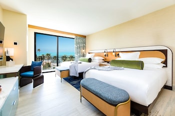 Room, 2 Queen Beds (Ocean)