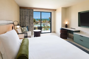 Room (King Pool)