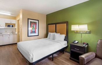 Studio, 1 Queen Bed, Accessible, Non Smoking