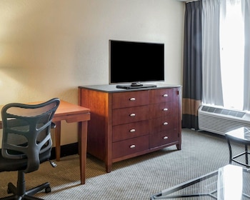 Room, 2 Queen Beds, Accessible, Non Smoking