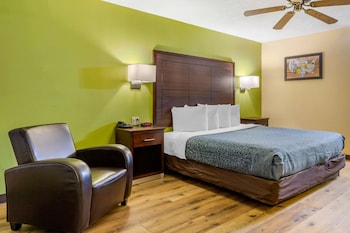 Standard Room, 2 Queen Beds, Non Smoking