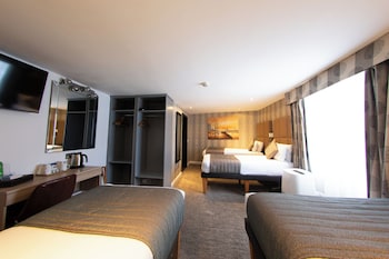 Quin Room