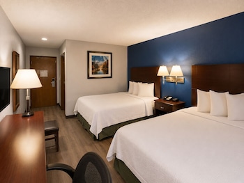 Standard Room, 2 Queen Beds, Non Smoking