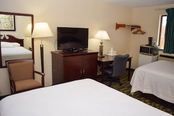 Standard Room, 2 Double Beds, Non Smoking