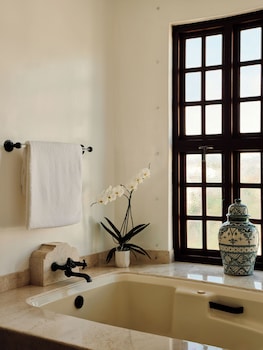 One Bedroom Oceanview Residence