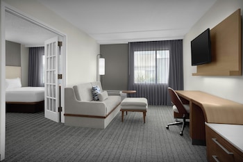Suite, 1 Bedroom (Hearing Accessible)