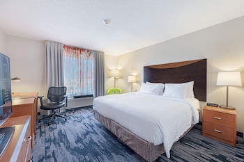 Room, 1 King Bed, Hearing Accessible (Transfer Shower)