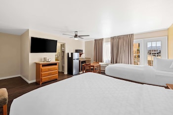 Room, 2 Queen Beds, Accessible, Non Smoking