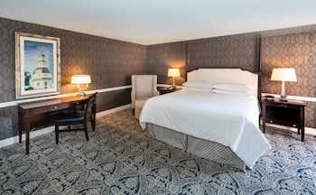 Room, 1 King Bed, Balcony