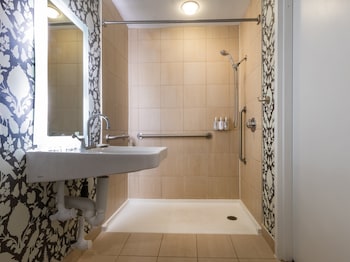 Room, 1 King Bed, Accessible