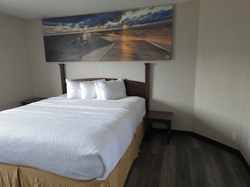 Suite, 1 Bedroom, Non Smoking (1 King Bed, Edison Suite)