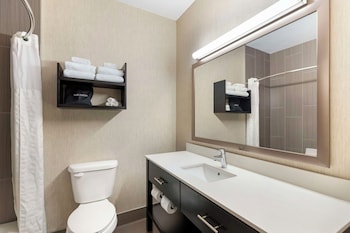 Standard Room, 2 Queen Beds, Non Smoking, Microwave