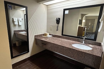 Standard Room, 2 Queen Beds